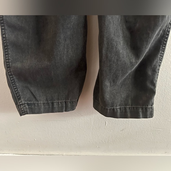 BDG Slouchy Long-Sleeve 100% CottonBlack/Gray Snap-Up Jumpsuit Small - Picture 6 of 10